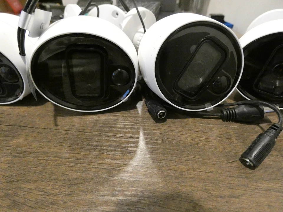 Q-See 4MP Wired PIR Bullet Security Cameras QCA8081B White 4 Pack Analog - Image 2 of 4