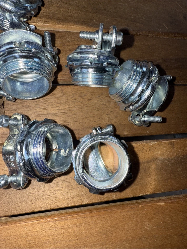 10 PIEZAS - Thomas & Betts 3303-TB, 3/4", 3/4" KO, acero, conector de cable forrado Foto 4 de 4