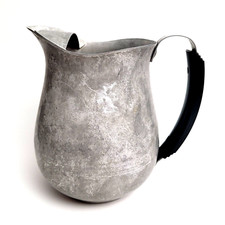 Vintage Toroware by Leyse Aluminum Water Pitcher w/ Ice Lip Made in USA 8&rdquo;H