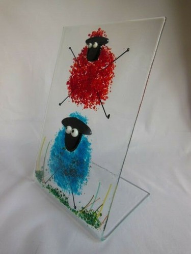 colourful naughty sheep in fused glass. They're freestanding, fun sun catchers - Picture 18 of 73