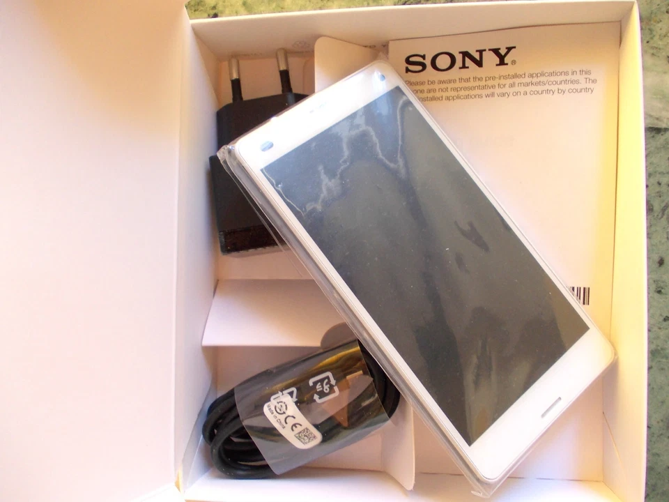 SONY XPERIA Z3 COMPACT  D5803 TELEFONO  NUOVO MAI UTILIZZATO - Immagine 3 di 4