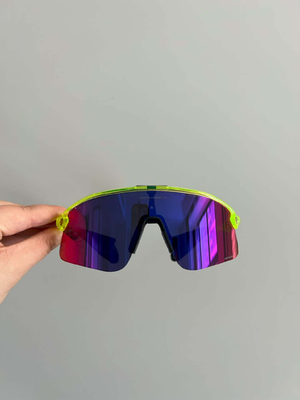 Oakley Resistor Sweep OO9517 Prizm Shield Sunglasses purplish-Red