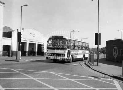 FOTO Trent MT Leyland PSU3E/4R Willowbrook FNS 144 KVO 144W bei Nottingham