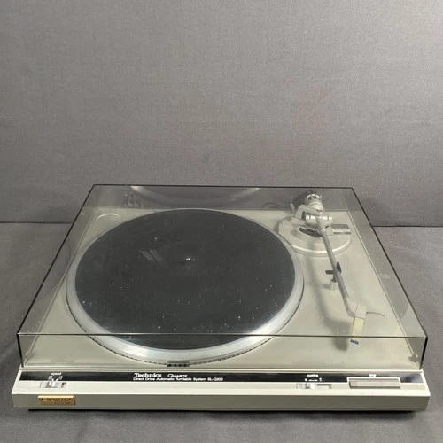 Technics SL-Q200 Quartz Direct Drive Automatic Turntable System with Audio Cable