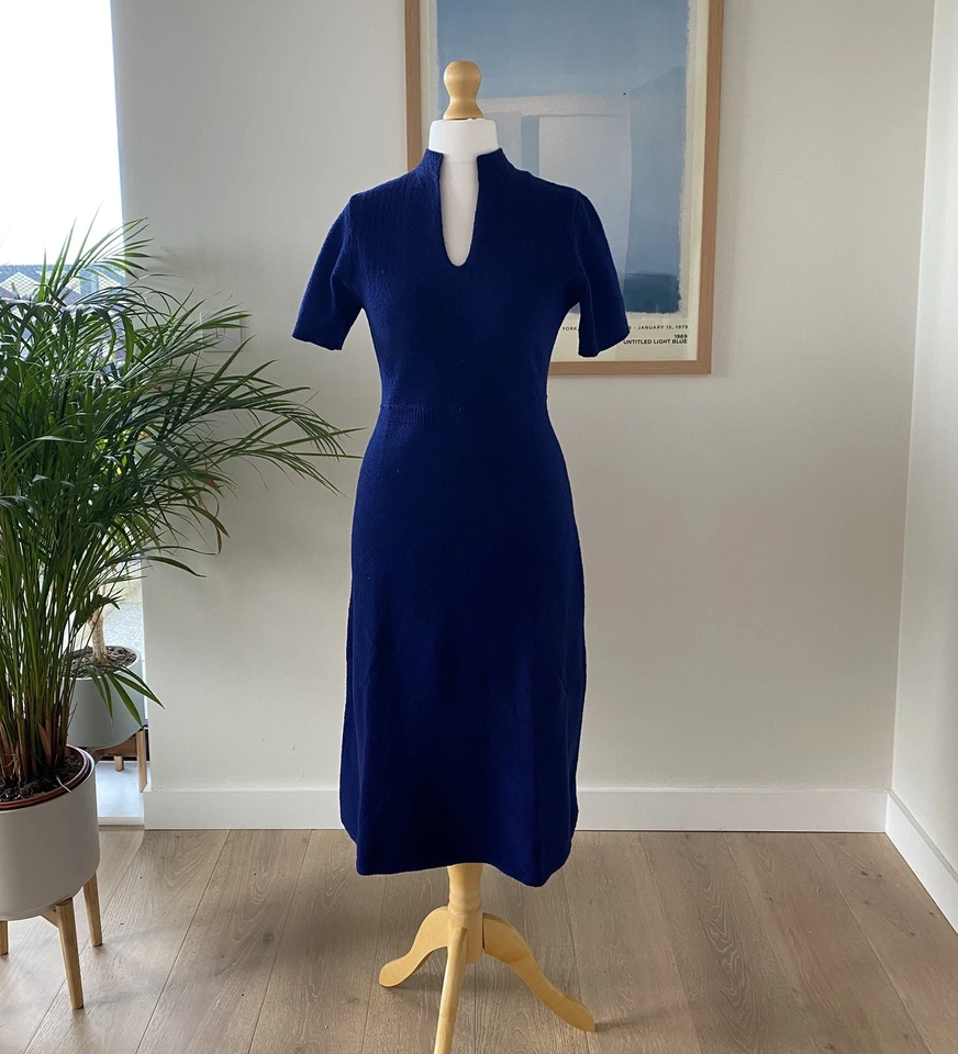 Vintage 1950s de Anza Bouclé Knit Sweater Dress Wiggle Pencil 100% Wool Navy S/M - Image 2 of 4