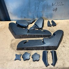 Mercedes-Benz W202 Sedile anteriore sinistro nero set guarnizioni in plastica...