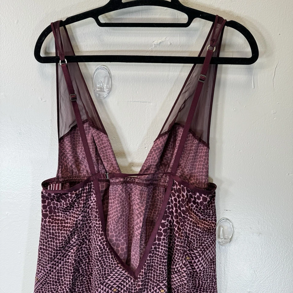 Victoria's Secret Vestido Sin Mangas Muy Sexy Rosa Granate Estampado Malla Grande Vintage y2k Foto 3 de 4