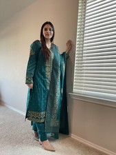Pakistani clothes for Women.Brand Saphire Shalwar Kameez ,In Size S,