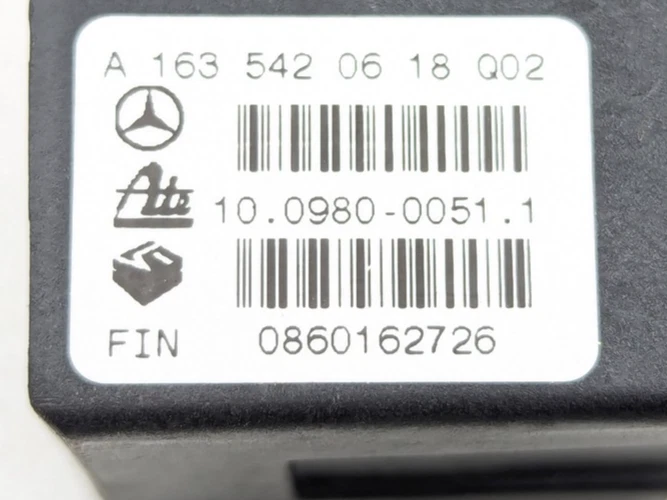 98-03 Mercedes W164 ML320 ML430 Lateral Acceleration Sensor 1635420618 - Image 2 of 4
