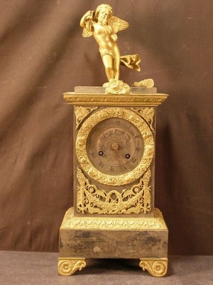 1800 Early French SOLID BRONZE Cherub & Case Gilt Ormolu Mantle Clock Statue 19c