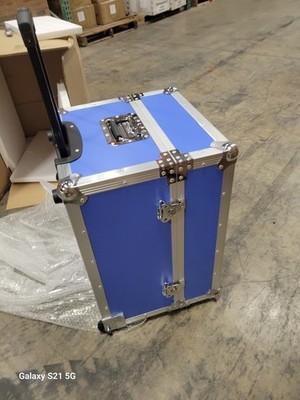 Flight Road Case Protective Padded Equipment Storage Box with Lock and Wheels