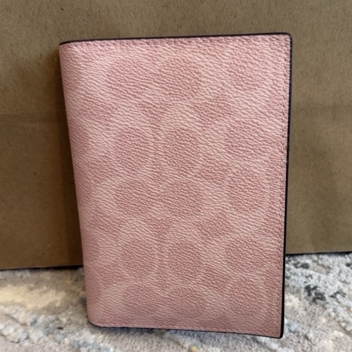 Coach signature passport holder card case powder pink