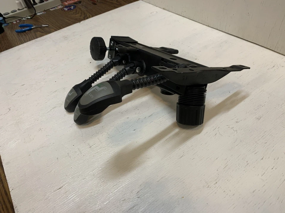 Heavy Equipment Chair Board Support Swivel Plate with 3 Arms 533B - Image 2 of 4