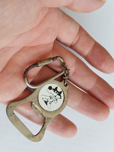 Olympic Games SARAJEVO 1984 Vucko Mascote keychain and bottle opener - Picture 5 of 5