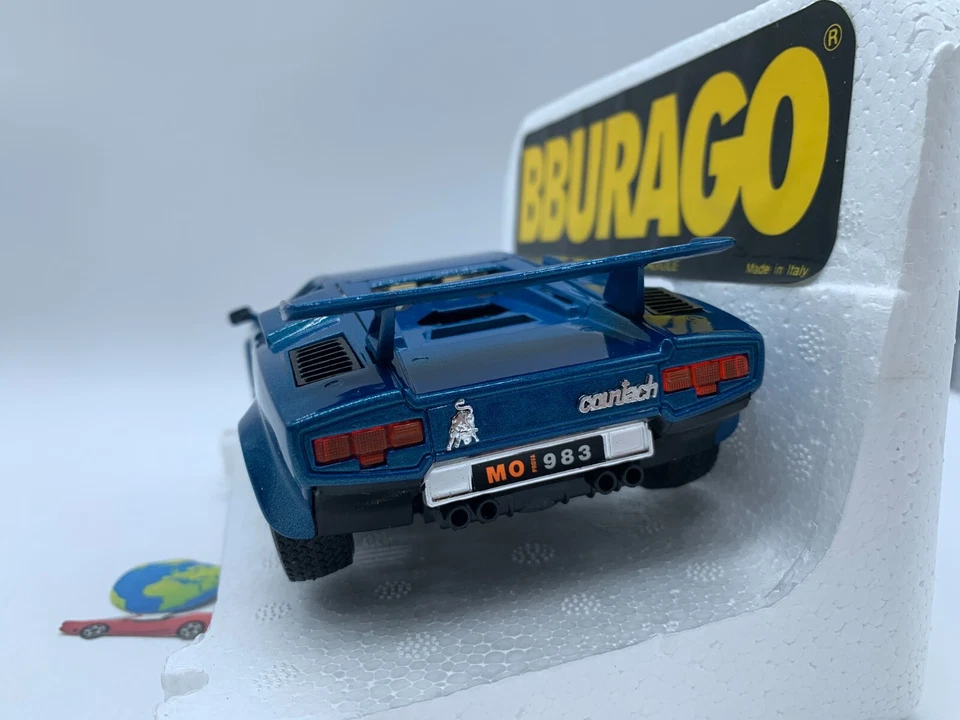 Bburago Lamborghini Countach 5000, automodello scala 1:24 - 1:25, vintage (2727) - Immagine 4 di 4