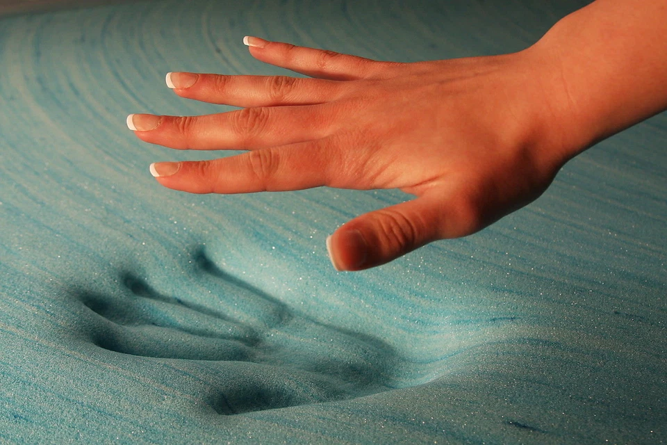 NEW!! COOL 4" SUPREME REVERSIBLE COMFORT MEMORY FOAM GEL BED MATTRESS PAD TOPPER - Image 2 of 2