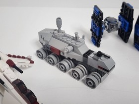 LEGO 20010 REPUBLIC GUNSHIP & 4494 Shuttle Plue Extra Minis Tie, Tank, Bombers