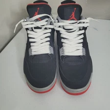 Nike Air Jordan 4 size 11 Retro Bred athletic shoes laces 308497-060 red black