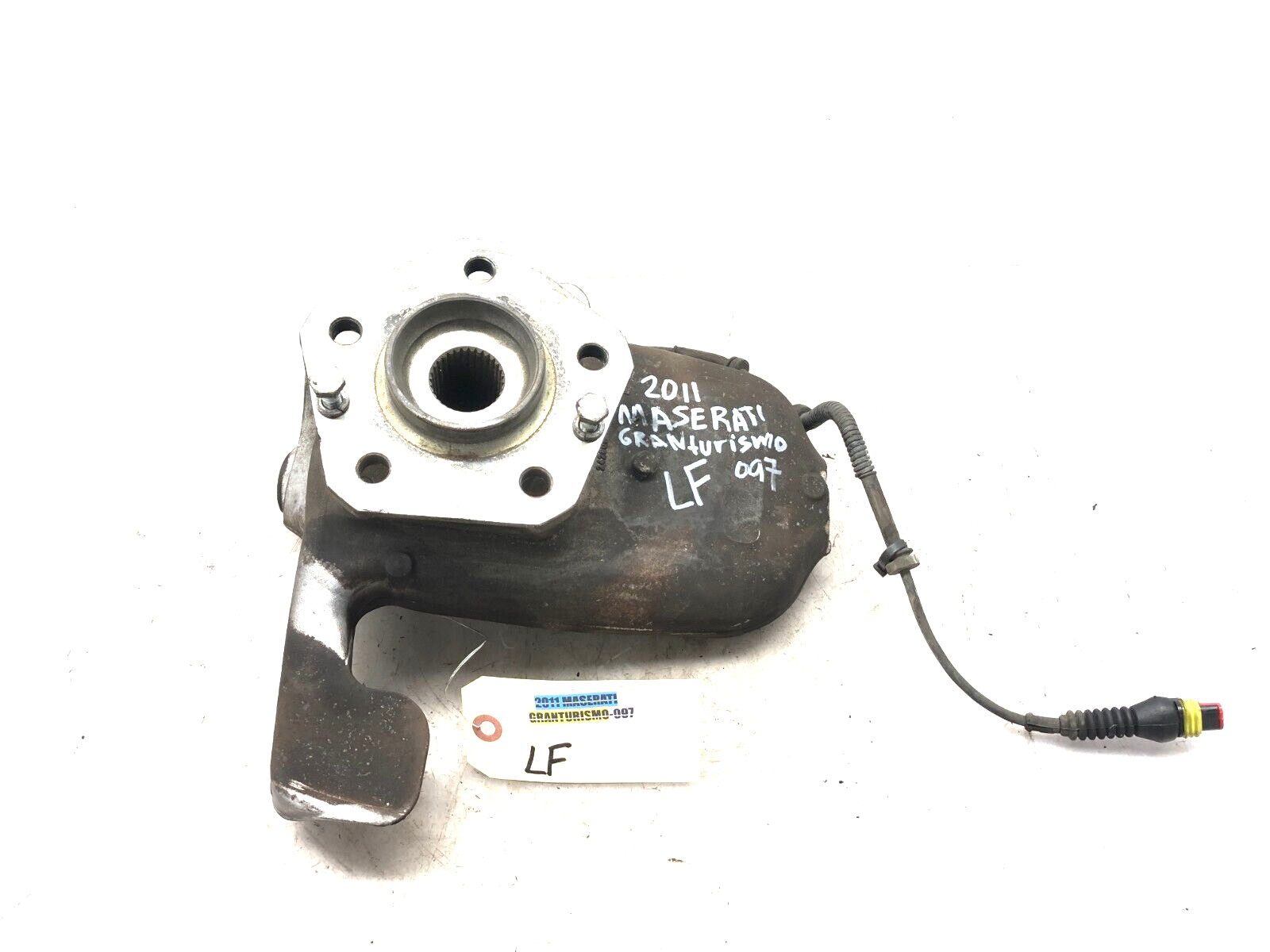 2011-2019 MASERATI GRANTURISMO S M145 LEFT DRIVER FRONT SPINDLE KNUCKLE HUB OEM