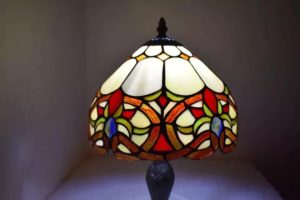 Tiffany Style Lamp Shade for Table / Ceiling / Pendent 10 Inch Handcrafted UK - Image 4 of 4