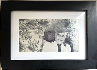 KFC ORIGINAL COLONEL SANDERS & A BABOON MONKEY *FRAMED B&W PHOTO