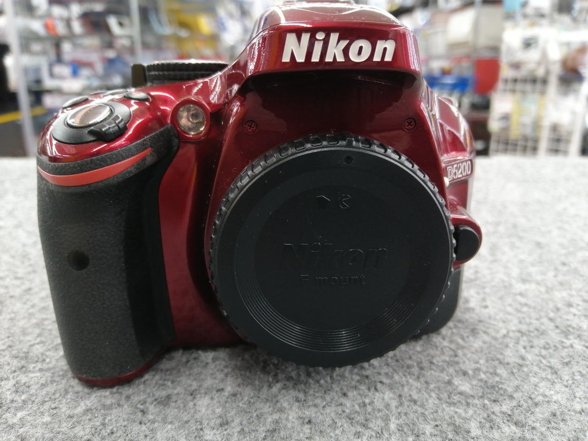 NIKON D5200 18-55 VR lens kit SLR Digital Camera With