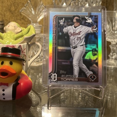 2025 Topps Series 2 Silver Rainbow Foil #658 Gleyber Torres Detroit Tigers