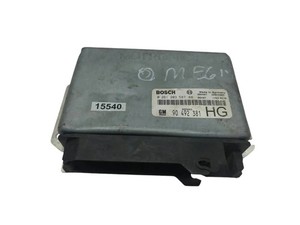 Opel Omega A Kombi 66, 67 Motorsteuergerät 90492381 2.00 Benzin 27815289