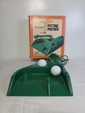 Vintage 1960 s Oscar Jr Golf Electronic Putting Partner Golf Ball Return Workin