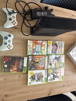 Microsoft Xbox 360 S Slim 250GB Schwarz Konsole Controller Und Spiele Bundle