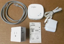 Sengled Smart Hub Z02 with Smart Plug EIC-NB6