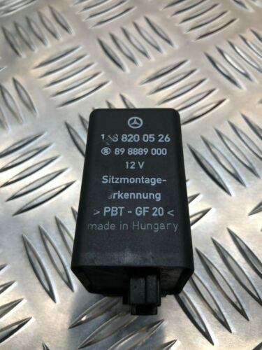 B1 1688200526 898889000 Módulo de Relé Mercedes-Benz