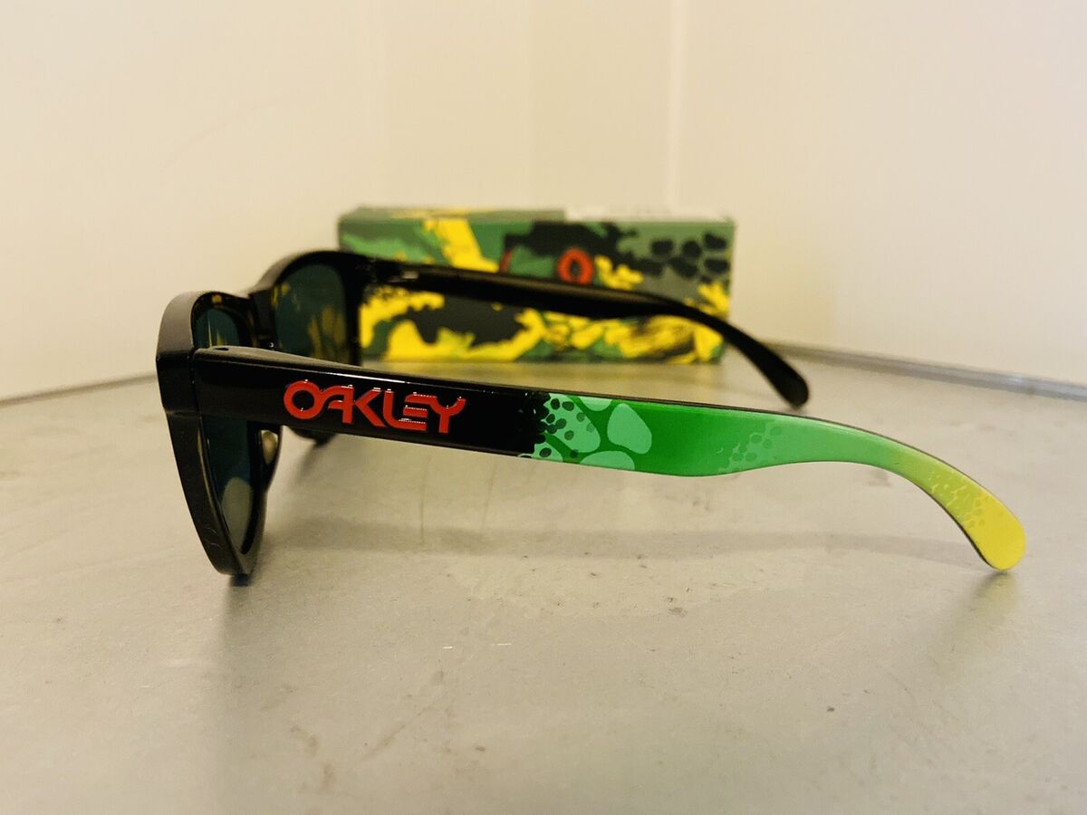 NEW! Oakley FROGSKINS JUPITER Camo Sunglasses +Red Iridium NEW! Oakley FROGSKINS JUPITER Camo Sunglasses +Red Iridium