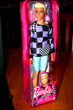 2021 Fashionistas Ken Barbie Doll #191-New in Package
