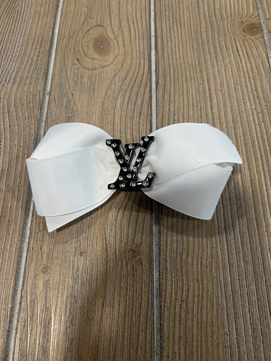 Free People Oversized Bow Hair Clip, NWOT. Free People | Accessories | Free People Oversized Bow Hair  main image 2