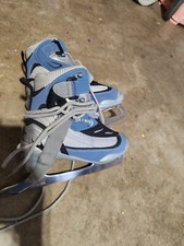 Sherwood woman recreational figure skates Size US J4