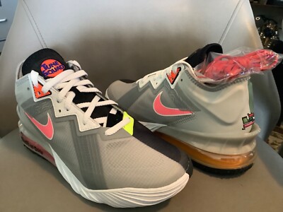 Size 7.5 - Nike LeBron 18 Low x Space Jam Bugs x Marvin- Box