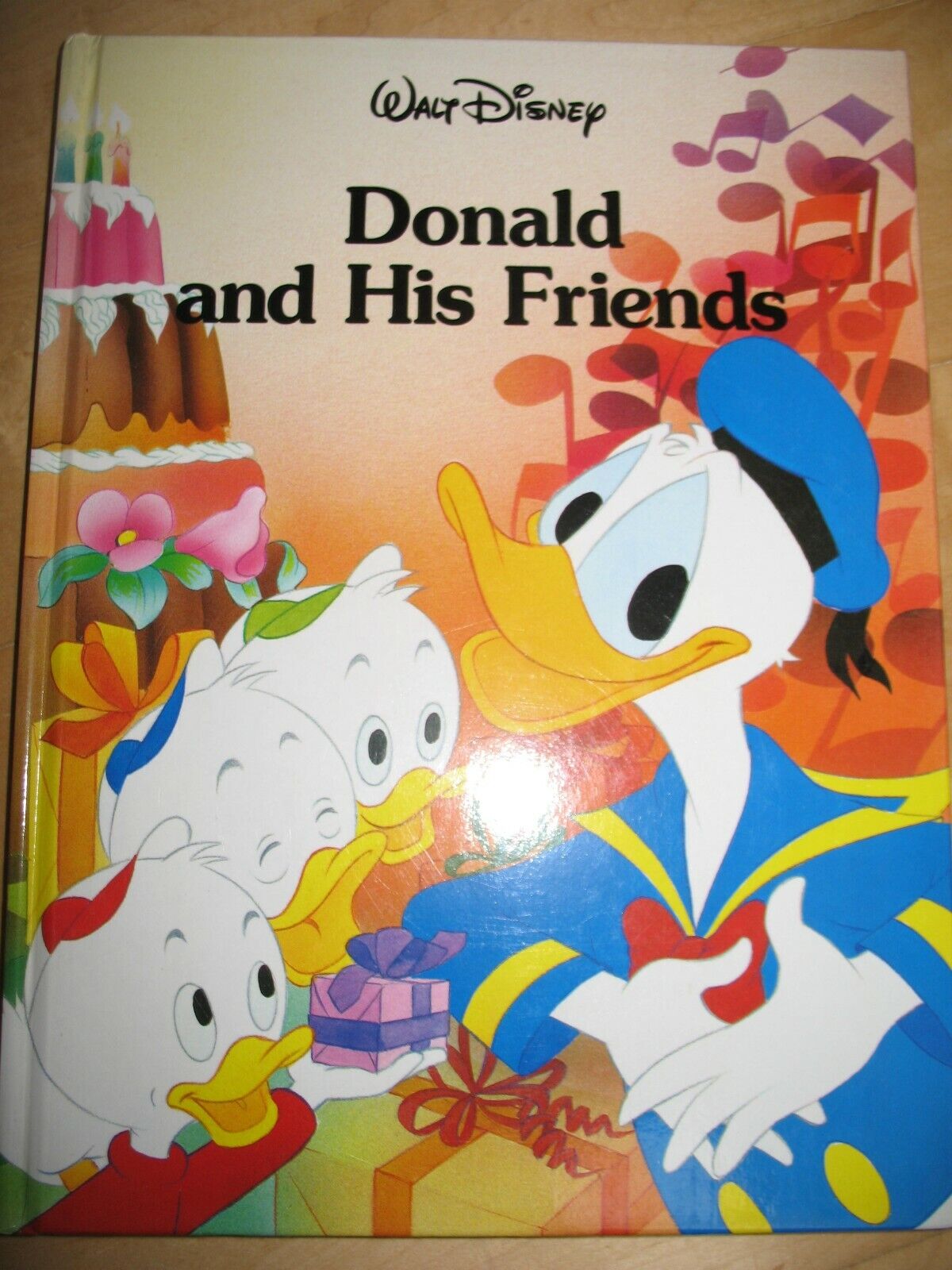 Donald Friend in Bali: Friend, Donald: 9780002111706: : Books