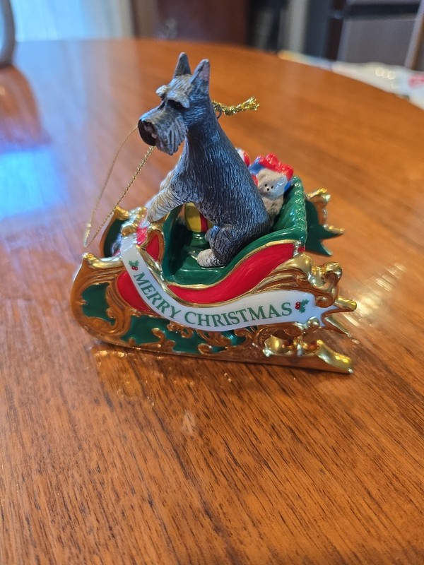 Danbury Mint Santas Helper ornament Schnauzer dog 2006 No Box Or Tag