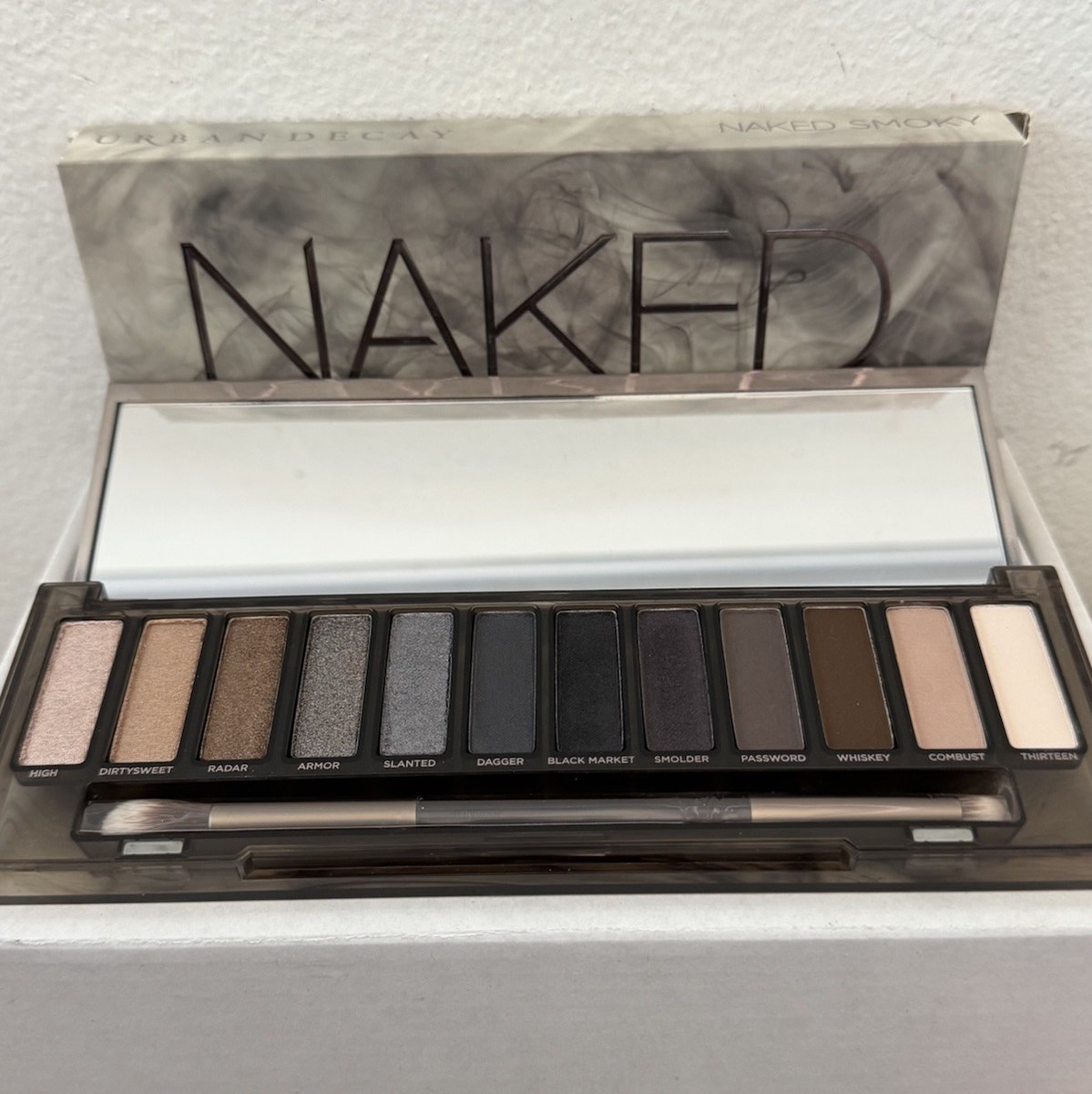 Urban Decay Naked Smoky Pressed Powder Eyeshadow Palette for sale