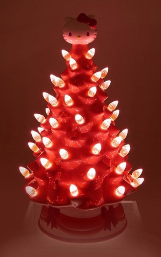 Hello Kitty Ceramic Pink Christmas Tree 12 inch Light Up Figure Tabletop Mantel - Afbeelding 2 van 3
