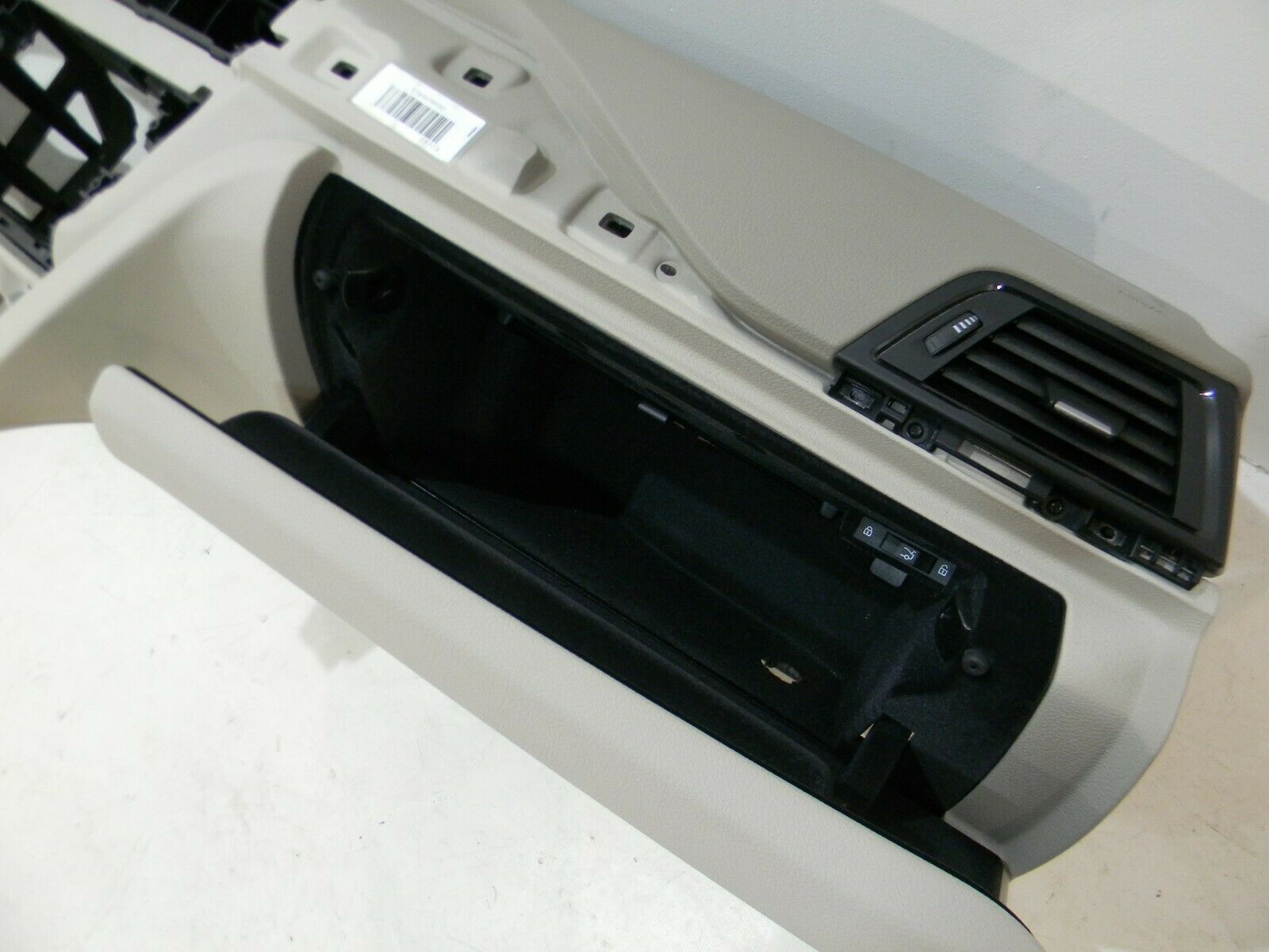 Foto 8 di 9