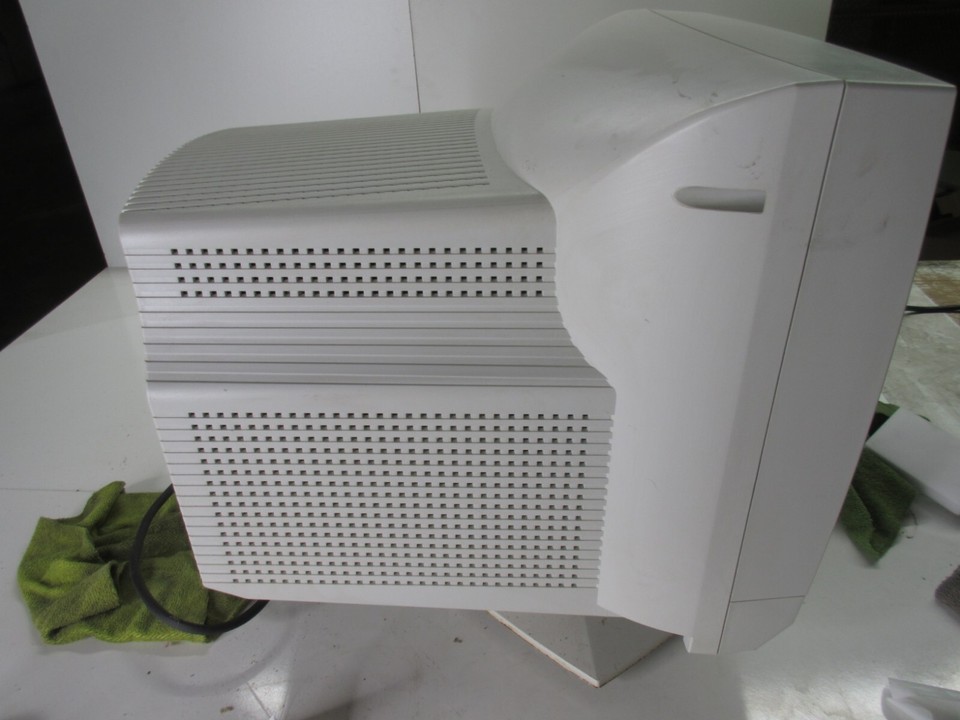 AOC Spectrum 7VLR 16 inch CRT Computer Monitor Tested No Stand Retro ...