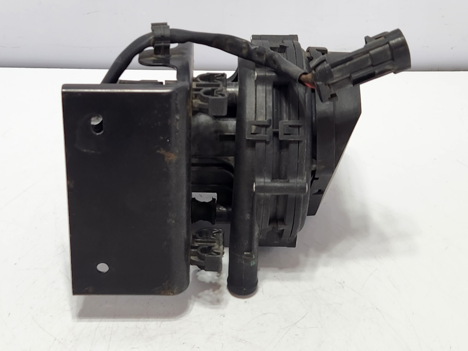 ✅ 2008-2019 OEM Maserati GT M145 Air Injection Smog Pump 51k miles