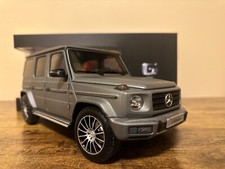 DISCONTINUED 2018 Mercedes-Benz G 500 AMG W463, Minichamps Dealer Edition, 1/18