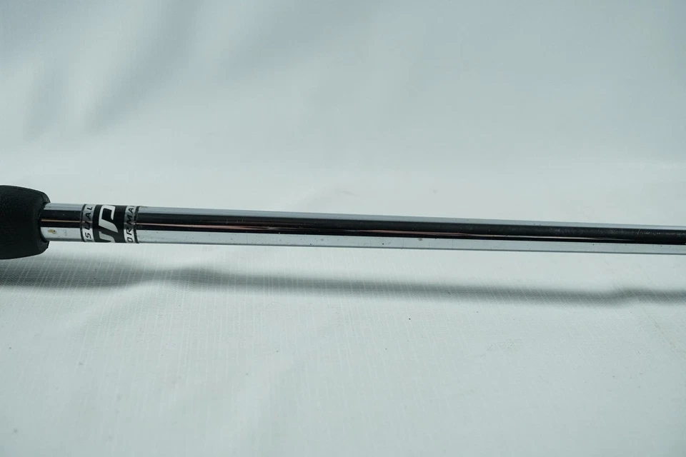 Cleveland VP 1 Putter / New Grip / 35" - Image 4 of 4