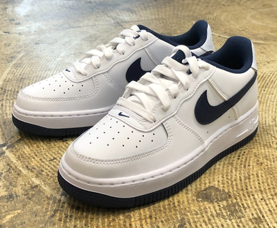 NEW* Youth Grade-School Nike Air Force 1 (GS) White / Navy (CT3839