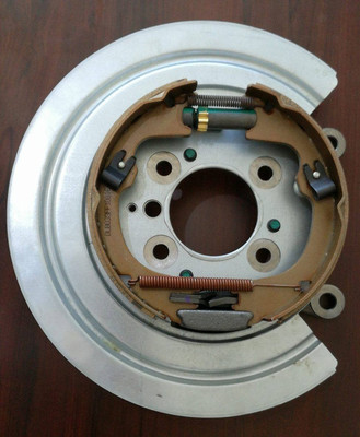 ORIGINAL MOPAR HANDBREMSBACKEN SET DODGE RAM 4.7 5.7 1500 2002-2008