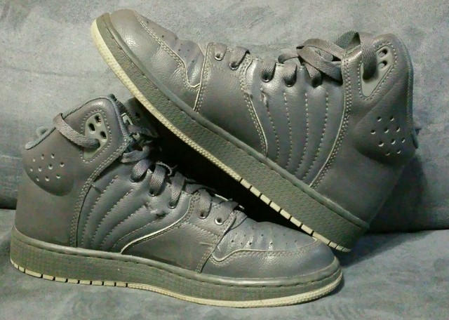 Nike Jordan 1 Flight 4 Prem BG Youth Size 6y Gray Basketball Shoes 828237-013 for sale online | eBay