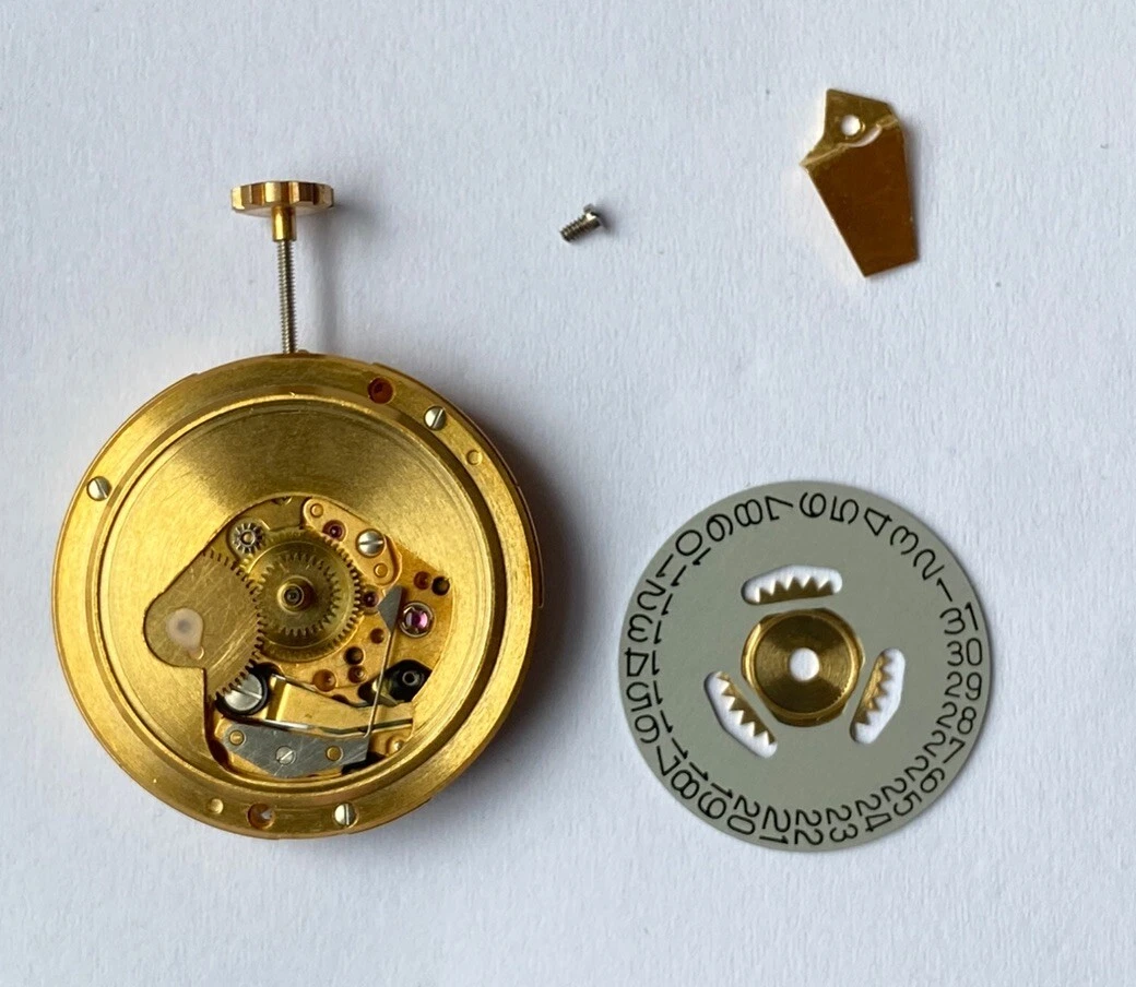 MOUVEMENT DE MONTRE LIP R184 R148 Cadran Doré Pour Pieces EUR 50,00 - FR
